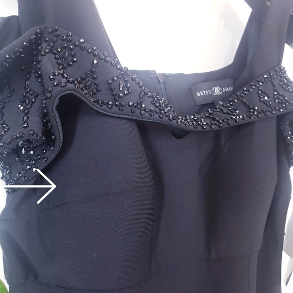 New BETSY AND ADAM Black Beaded Long Gown 8 - Picture 10 of 13